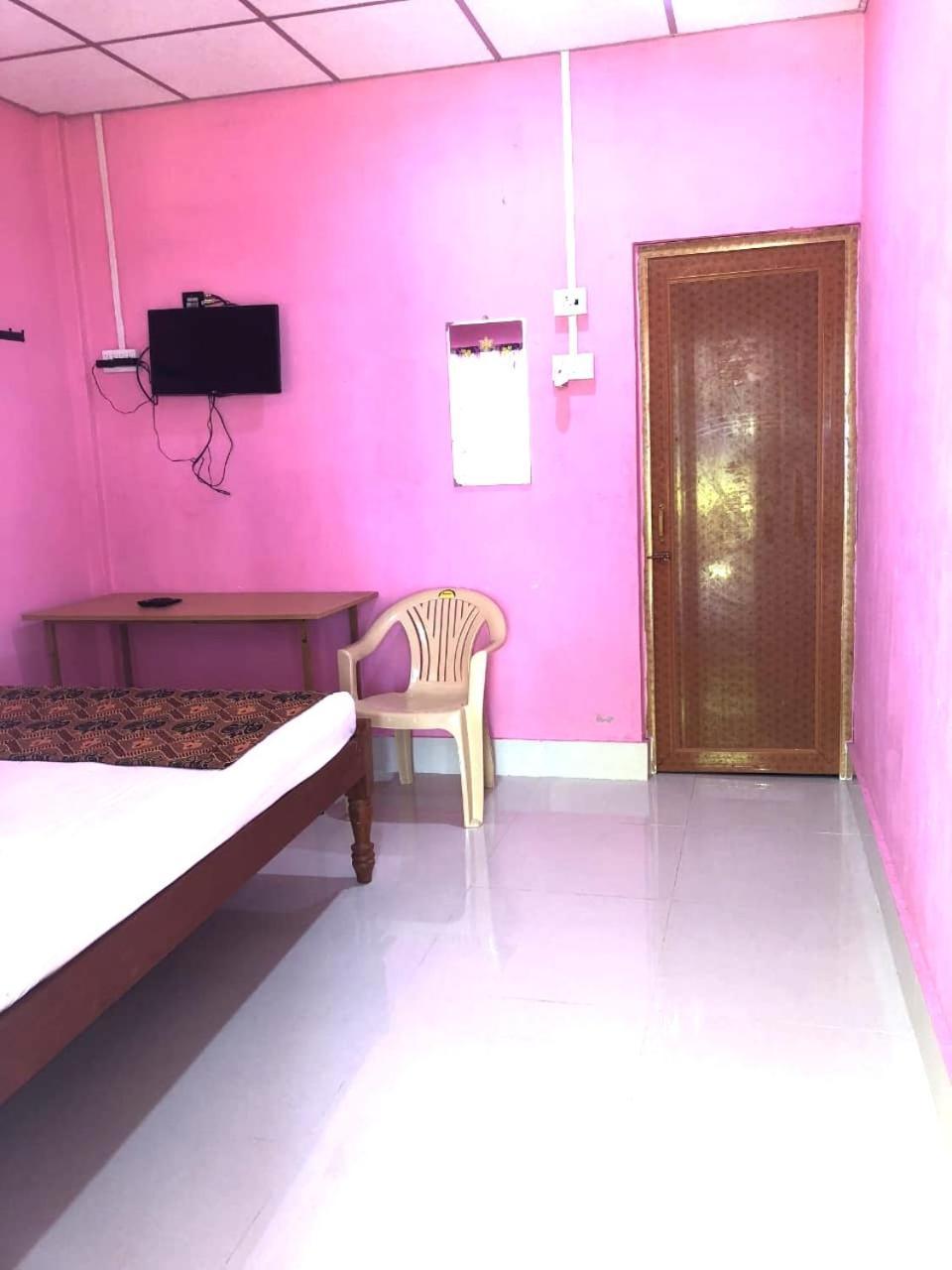 Blue Bird Residency Hotel Lakshmanpur Ngoại thất bức ảnh